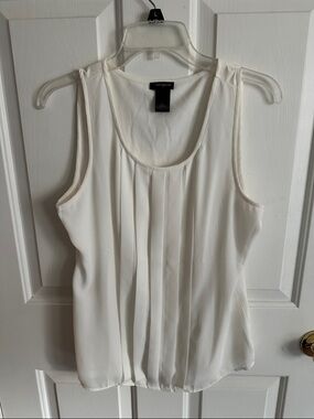 Ann Taylor White Pleated Scoop Neck Camisole